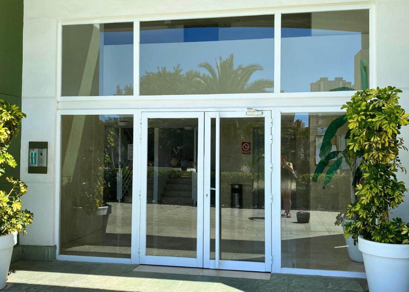 Cozy Apartment Benidorm Poniente 5 Min From The Beach المظهر الخارجي الصورة